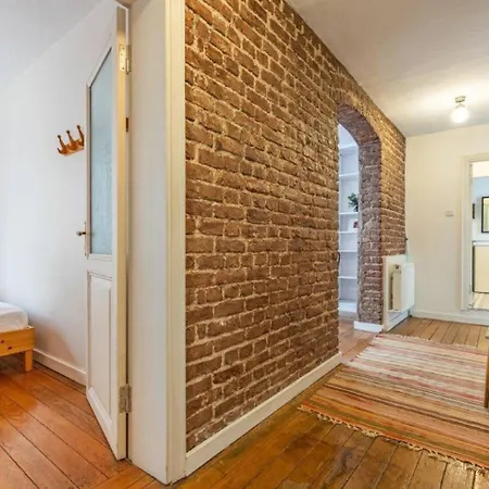 Apartment Gorgeous Cozy Bright 1bd Pad! #350 *